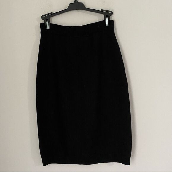 Rafaella Petites Women’s Wool Blend Black Mini Sweater Skirt Size S - Picture 3 of 3